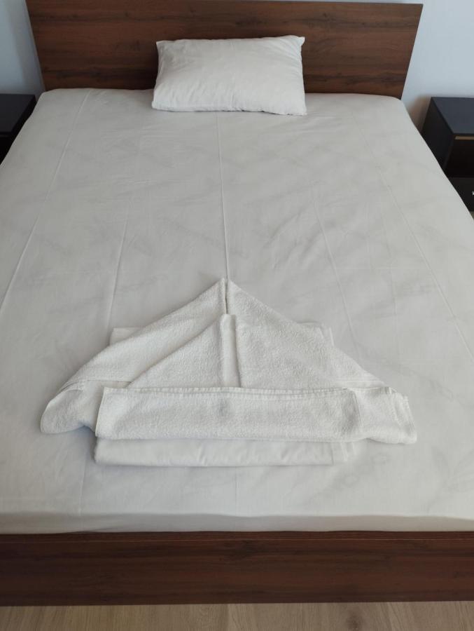 Alfa Guest House Varna Esterno foto