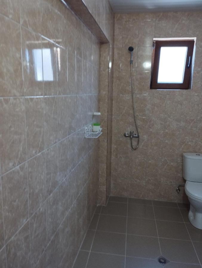 Alfa Guest House Varna Esterno foto