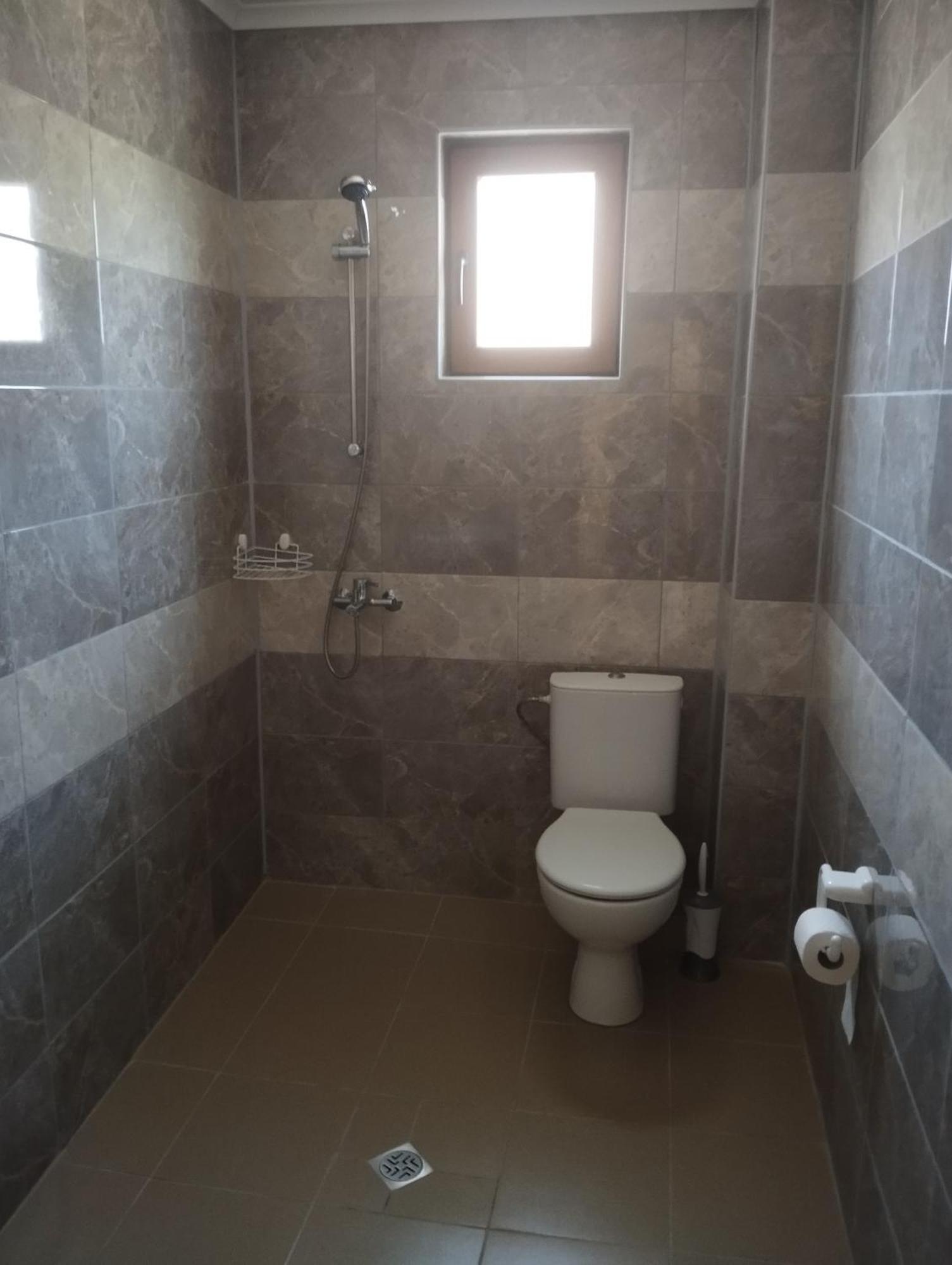 Alfa Guest House Varna Esterno foto